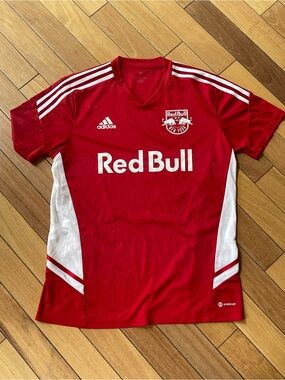Adidas New York Red Bulls Soccer Jersey Men’s L Red AEROREADY MLS Athletic Shirt